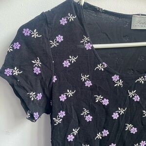 Black Floral Scoop Neck Top - Lavender Embroidery